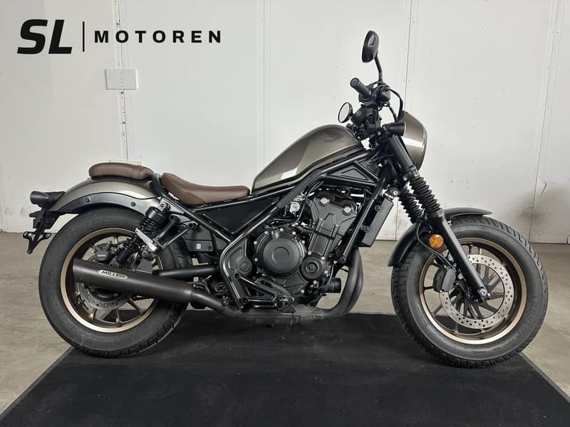 Honda Rebel 500 SE (2022)