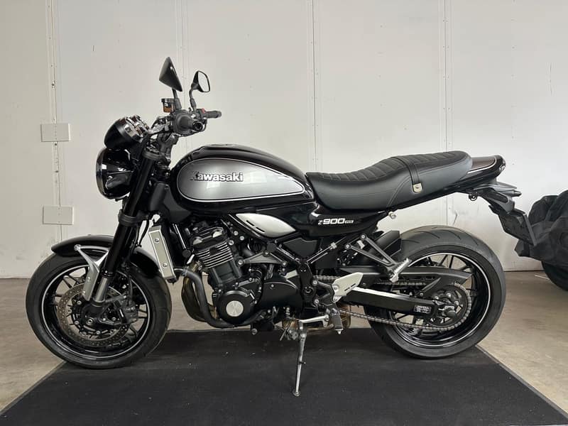 Kawasaki Z900RS (2025)