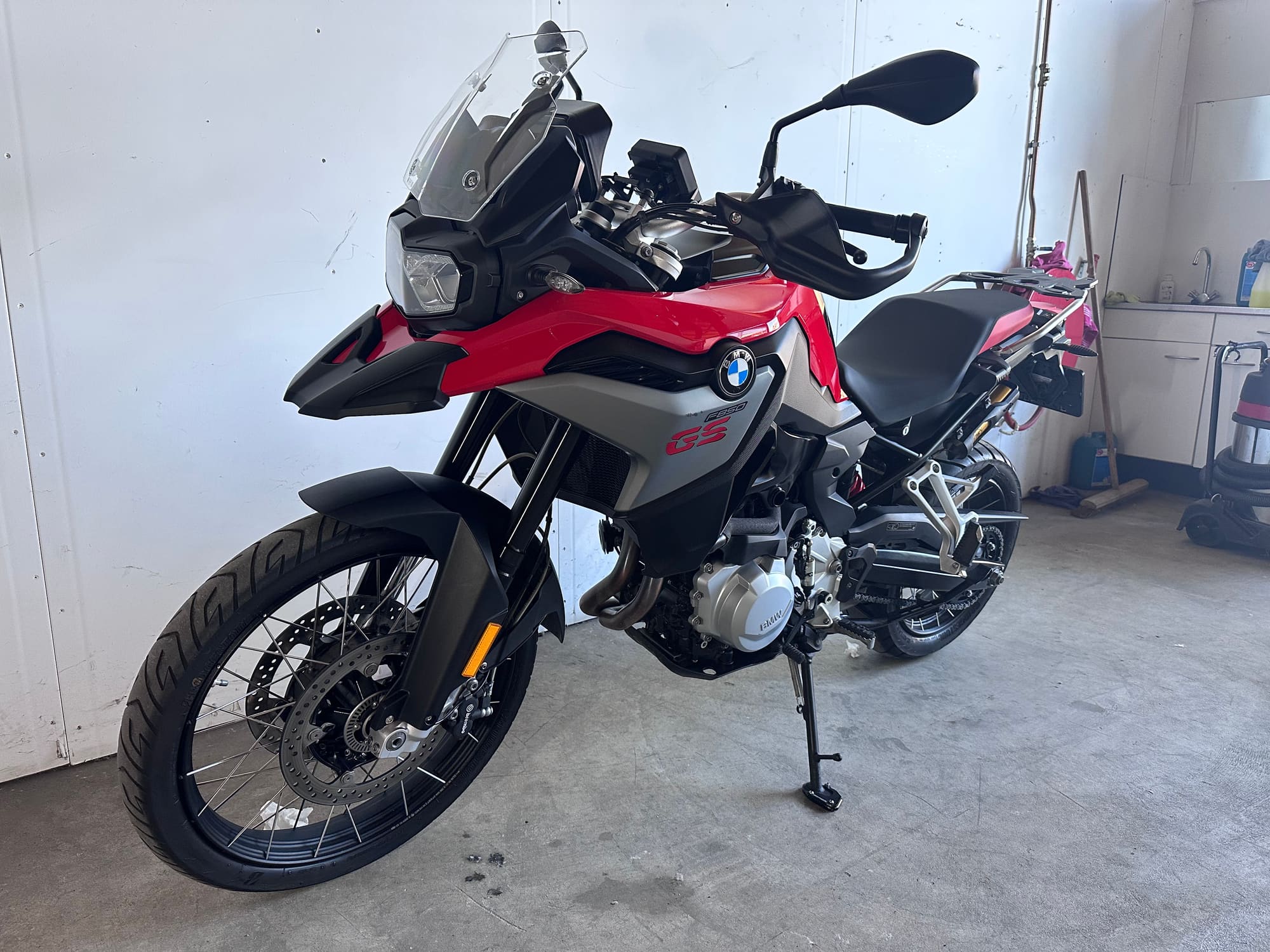 BMW F850GS